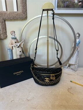Lux inspired quilted Beaute belt bag